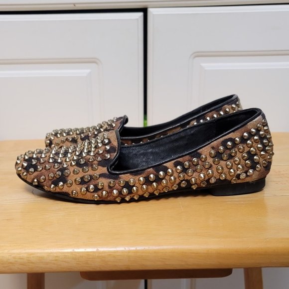 Steve Madden Leopard Print Brass Stud Flats - Picture 4 of 11